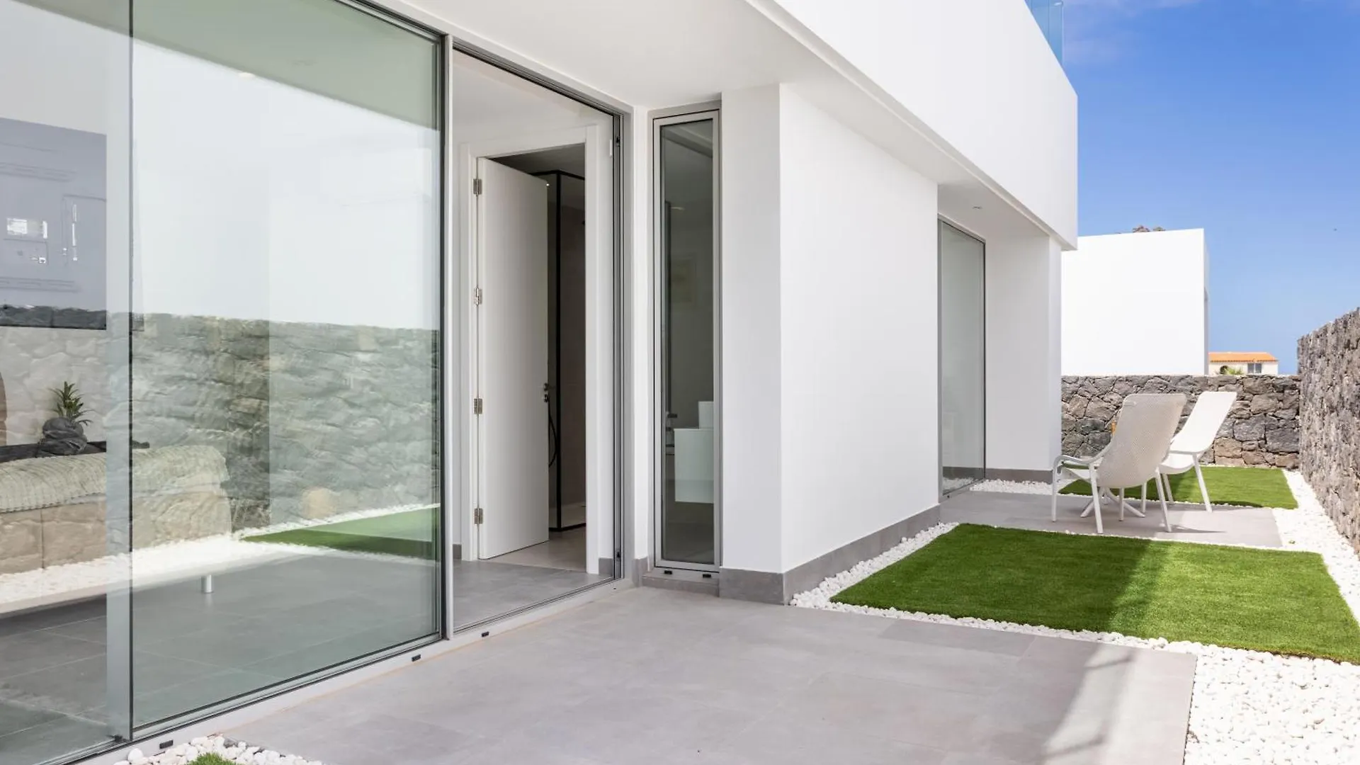 Sybaris Villa 09 By Smart Holiday 阿德耶