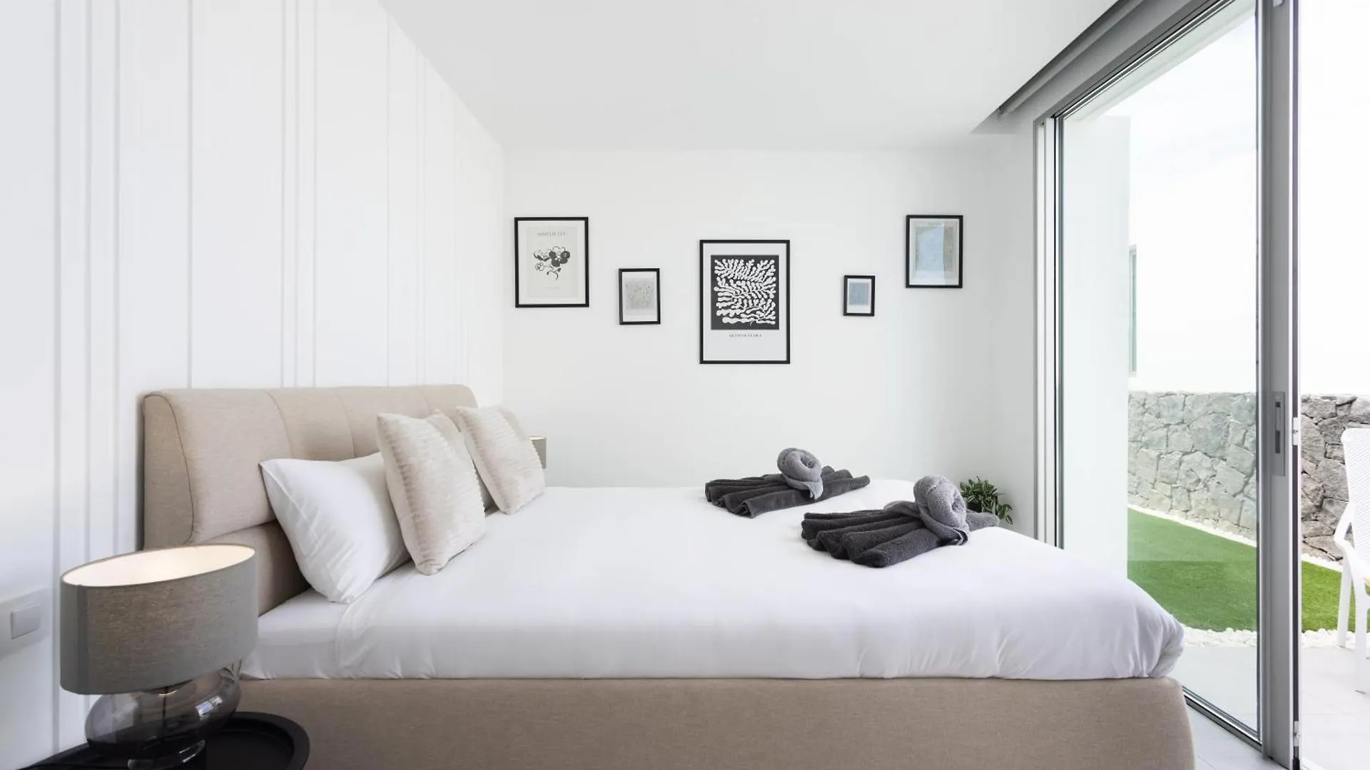 Sybaris Villa 09 By Smart Holiday 阿德耶