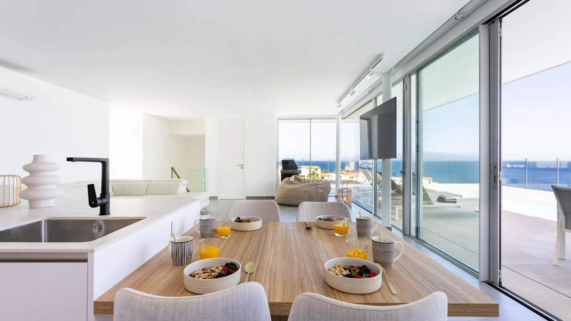 Sybaris Villa 09 By Smart Holiday Costa Adeje  Spain