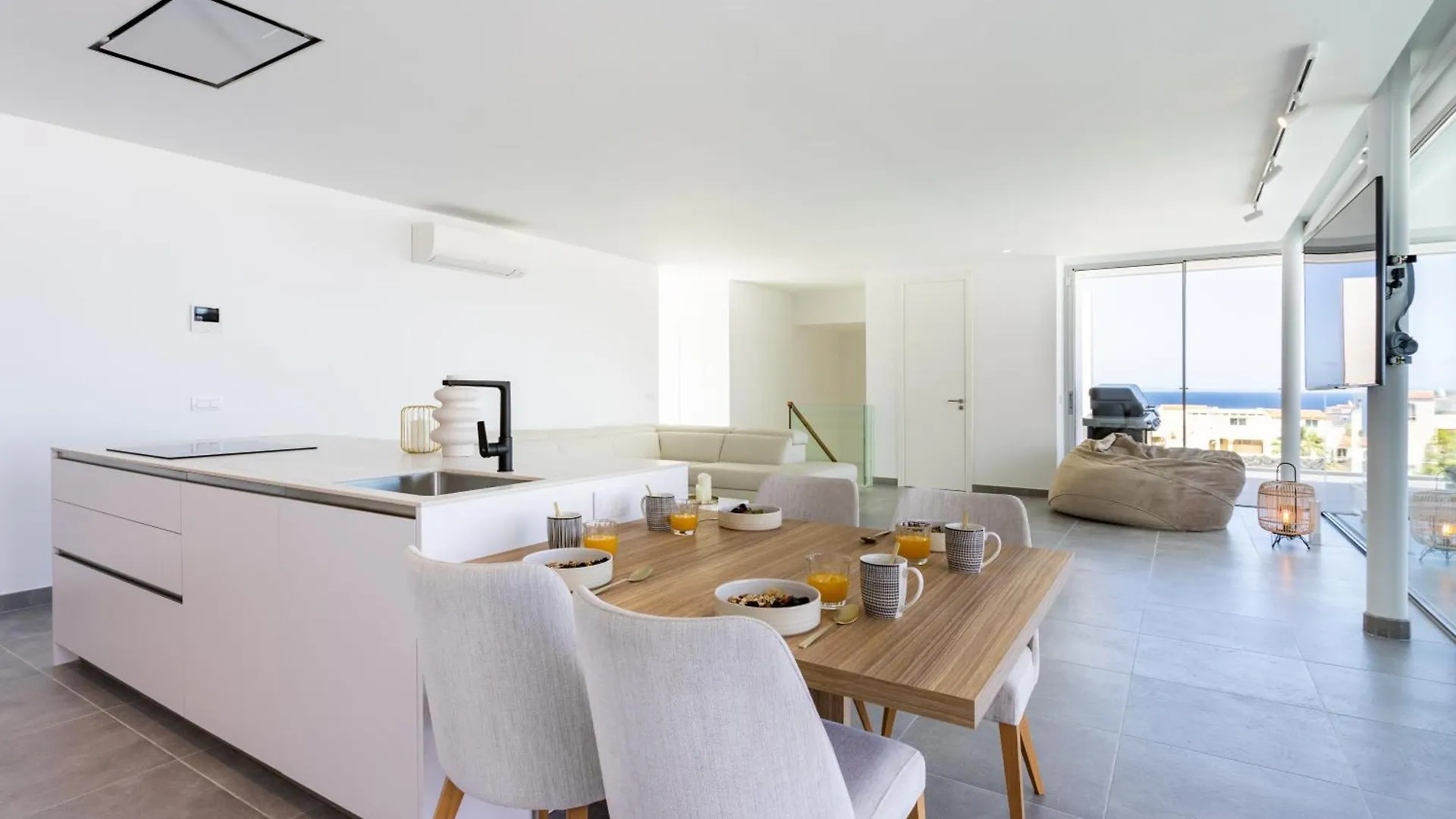 Sybaris Villa 09 By Smart Holiday Costa Adeje  Spain
